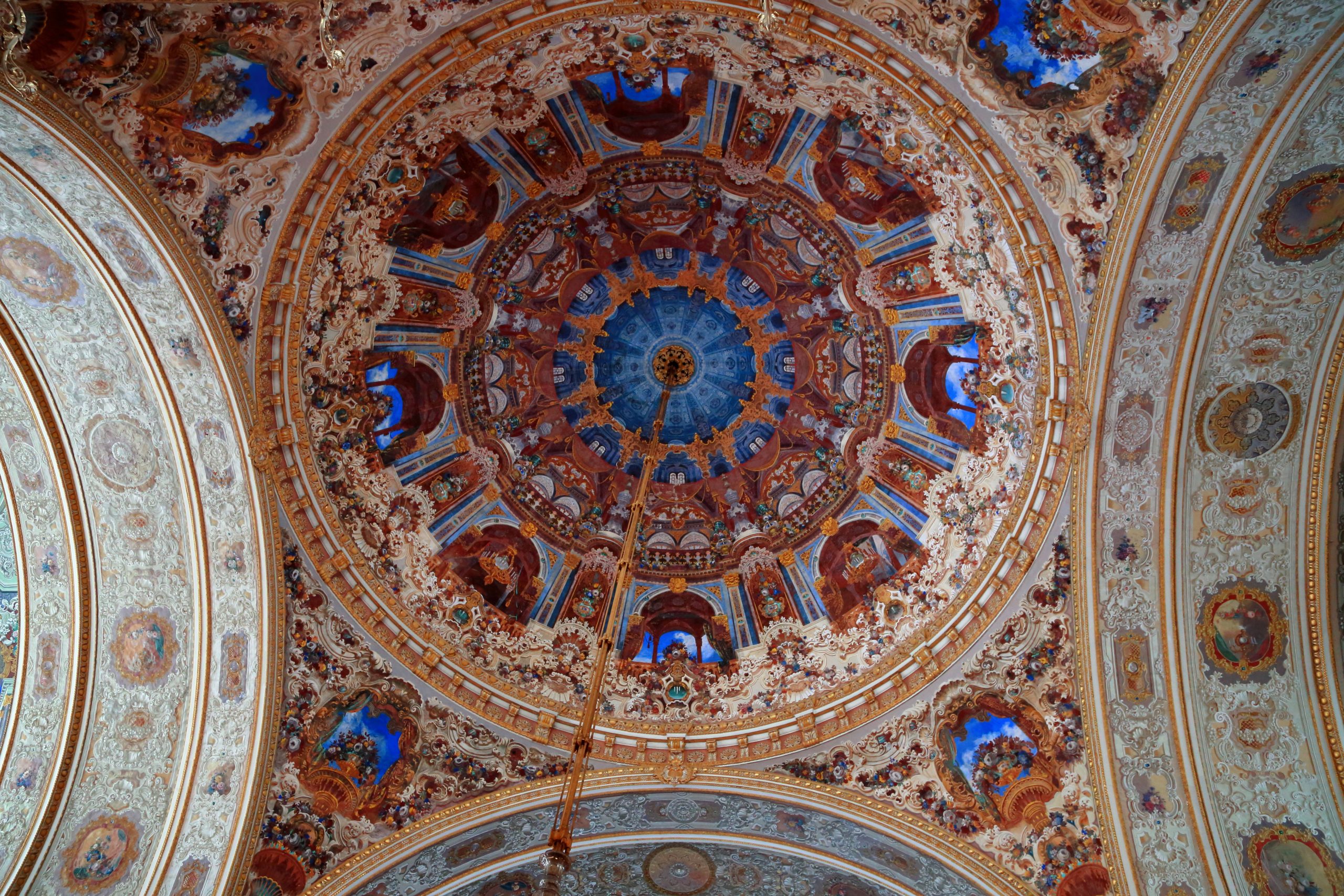 多尔玛巴赫切宫 – Dolmabahçe Sarayı