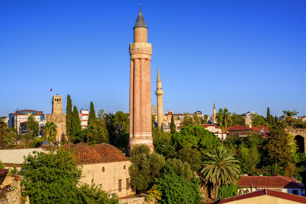 耶乌力宣礼塔清真寺建筑群 – Yivli Minare Camii
