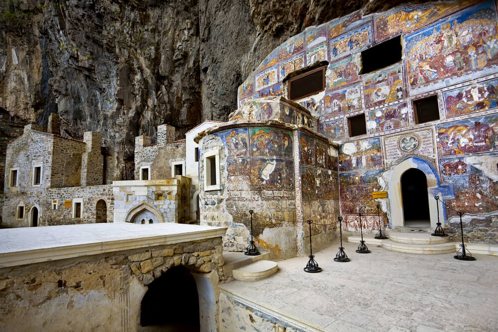 苏美拉修道院 – Sümela Manastırı