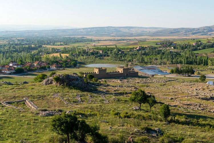 哈图萨古城 – Hattuşa Antik Kenti