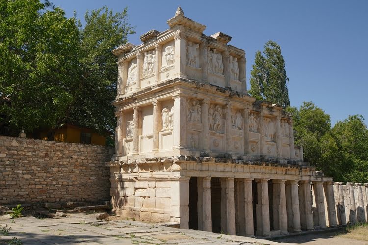 阿佛罗狄西亚斯古城 - Afrodisias Antik Kenti Sebasteion