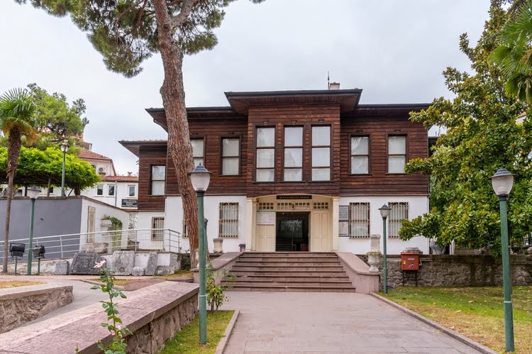 巴勒克埃西尔革命者博物馆（Balıkesir Kuvayi Milliye Müzesi）