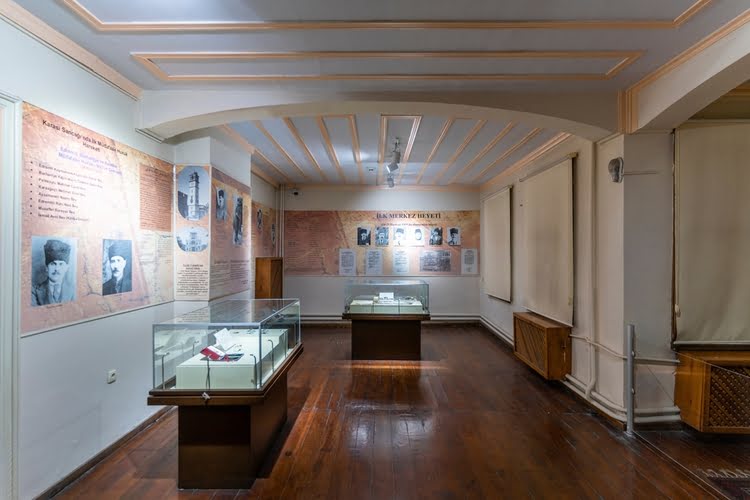 巴勒克埃西尔革命者博物馆 – Balıkesir Kuvayi Milliye Müzesi
