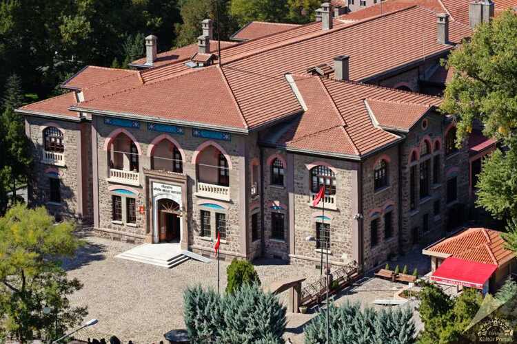 共和国博物馆 – Cumhuriyet Müzesi