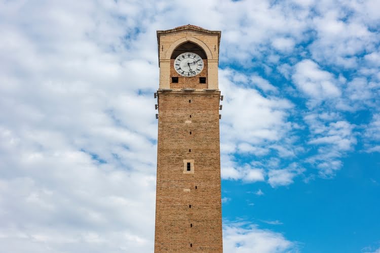 大钟楼 – Büyük Saat Kulesi