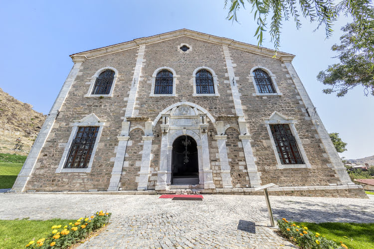 亚美尼亚教堂 - Ermeni Kilisesi