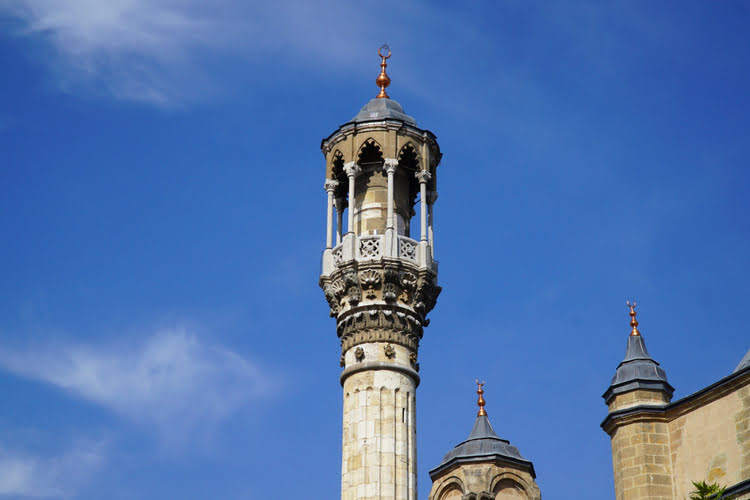 阿兹兹耶清真寺 – Aziziye Cami