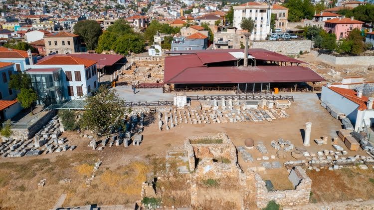赫卡托努斯陵墓和圣所 – Hekatomnos Anıt Mezarı