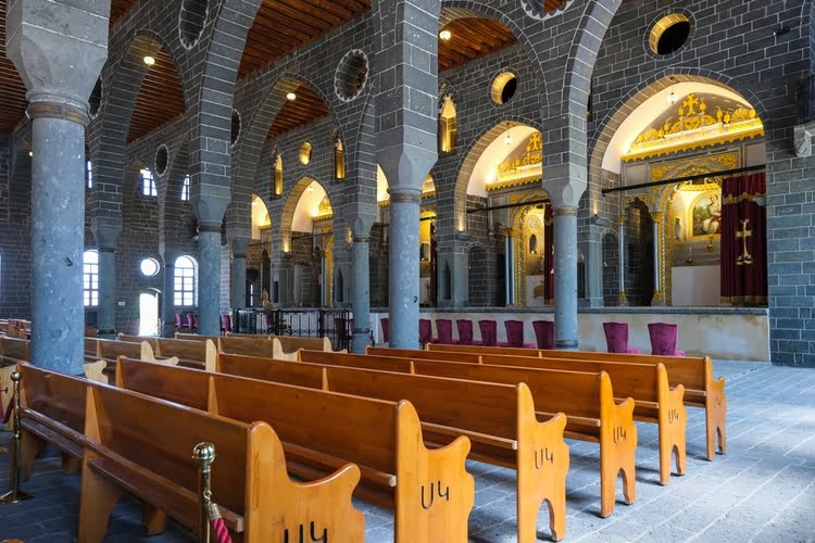 Surp Giragos 亚美尼亚教堂 – Surp Giragos Ermeni Kilisesi