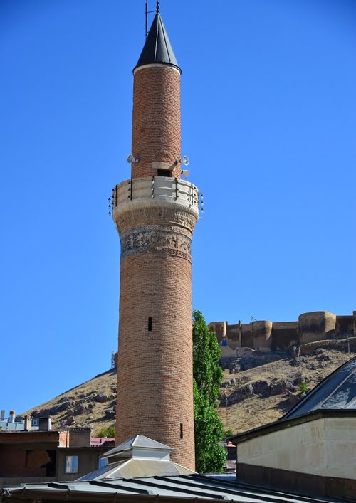 巴伊布尔特大清真寺 - Bayburt Ulu Cami