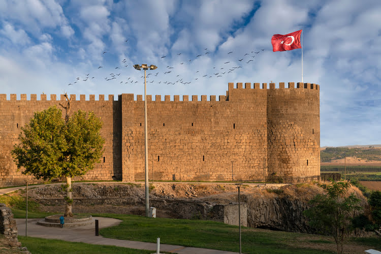 迪亚巴克尔城墙堡垒 - Burçlar