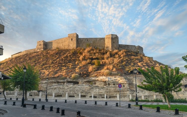 加济安泰普城堡 – Gaziantep Kalesi