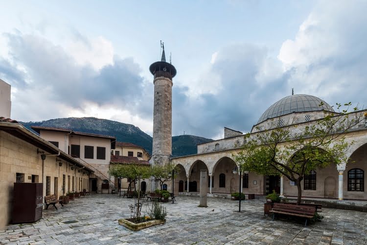 哈比卜伊·内贾尔清真寺 - Habib-i Neccar Cami