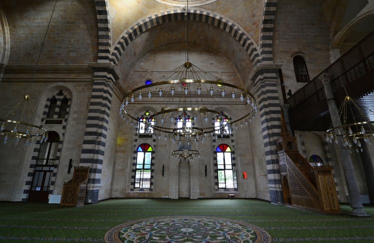 库尔图卢斯清真寺 – Kurtuluş Cami