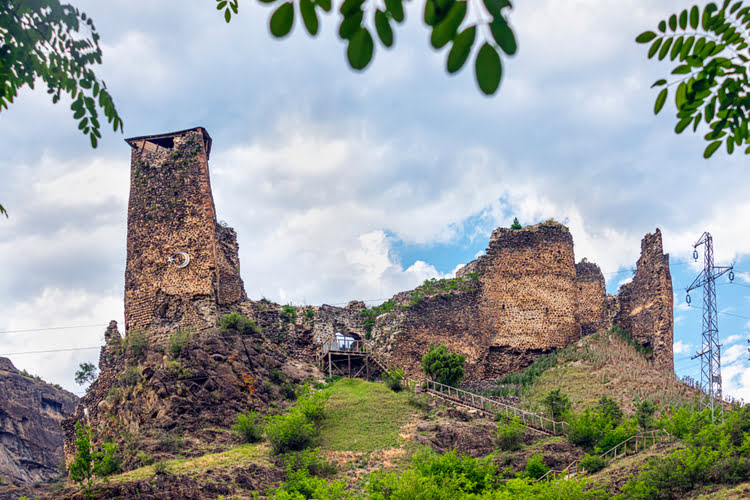 萨特莱尔城堡（沙夫沙特城堡） - Satlel Kalesi (Şavşat Kalesi)