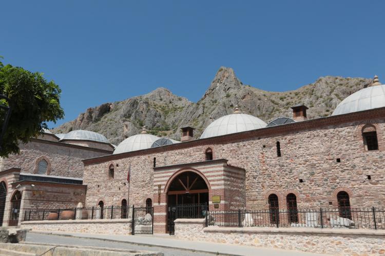 阿拉斯塔勒贝德斯坦（托卡特博物馆) – Arastalı Bedesten (Tokat Müzesi)