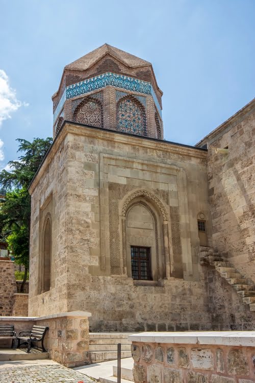 戈克梅德雷斯清真寺 – Gökmedrese Cami