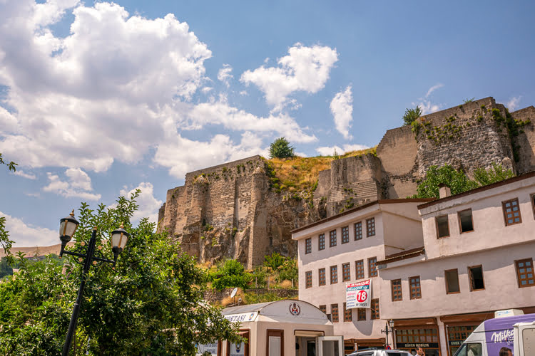 比特利斯城堡 – Bitlis Kalesi
