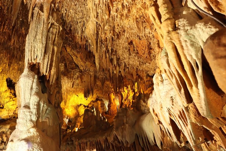 达姆拉塔斯洞穴 – Damlataş Mağarası