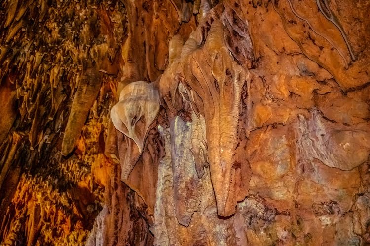 达姆拉塔斯洞穴 – Damlataş Mağarası