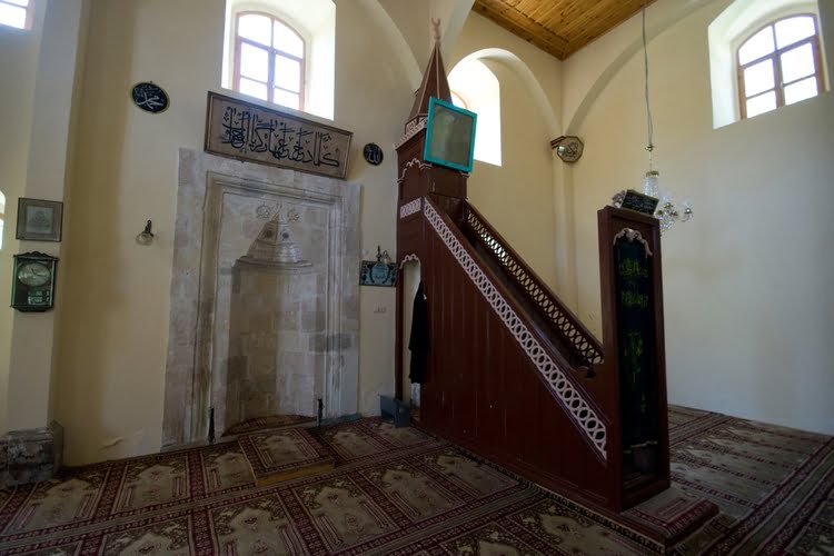 苏丹苏莱曼汗清真寺 – Sultan Süleyman Han Camii